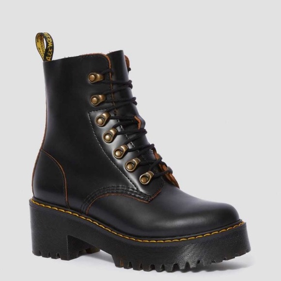 New Dr Martens Leona vintage smooth leather boots - Picture 5 of 14